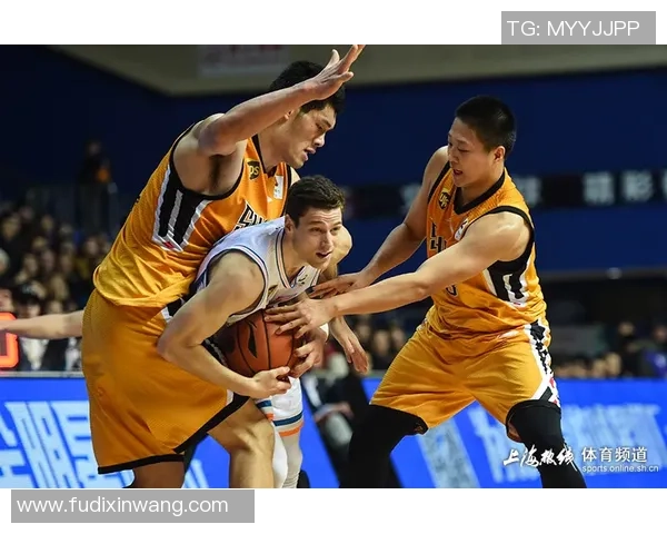 武汉篮球队在钻石联赛中的蜕变与新生之路探秘